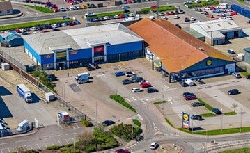 South Harbour Rd, Fraserburgh to rent Building Photo- Image 2 of 10