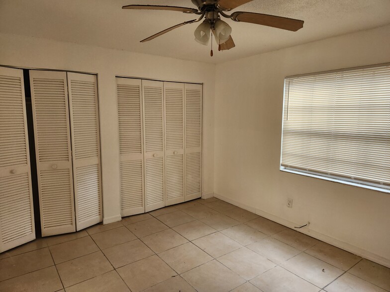 5416 N 9th St, Tampa, FL for sale - Building Photo - Image 3 of 33