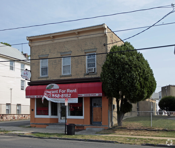 380 New Brunswick Ave, Perth Amboy, NJ for rent - Building Photo - Image 2 of 2