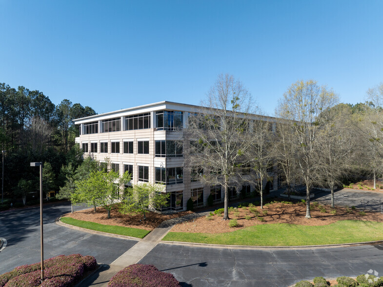 1355 Windward Concourse, Alpharetta, GA for rent - Primary Photo - Image 1 of 3