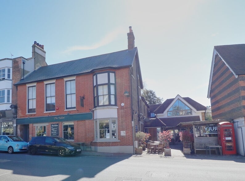 High St, Cuckfield for sale - Building Photo - Image 1 of 4