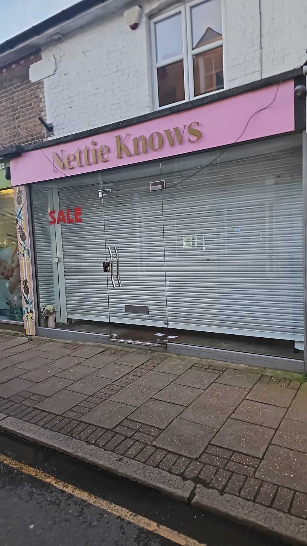 14 Baker St, Weybridge to rent Building Photo- Image 1 of 4