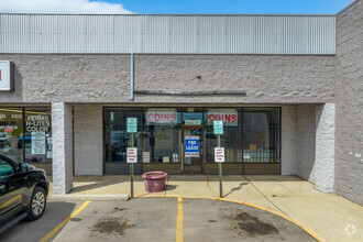 20733-20791 E Thirteen Mile Rd, Roseville, MI for rent Building Photo- Image 1 of 2