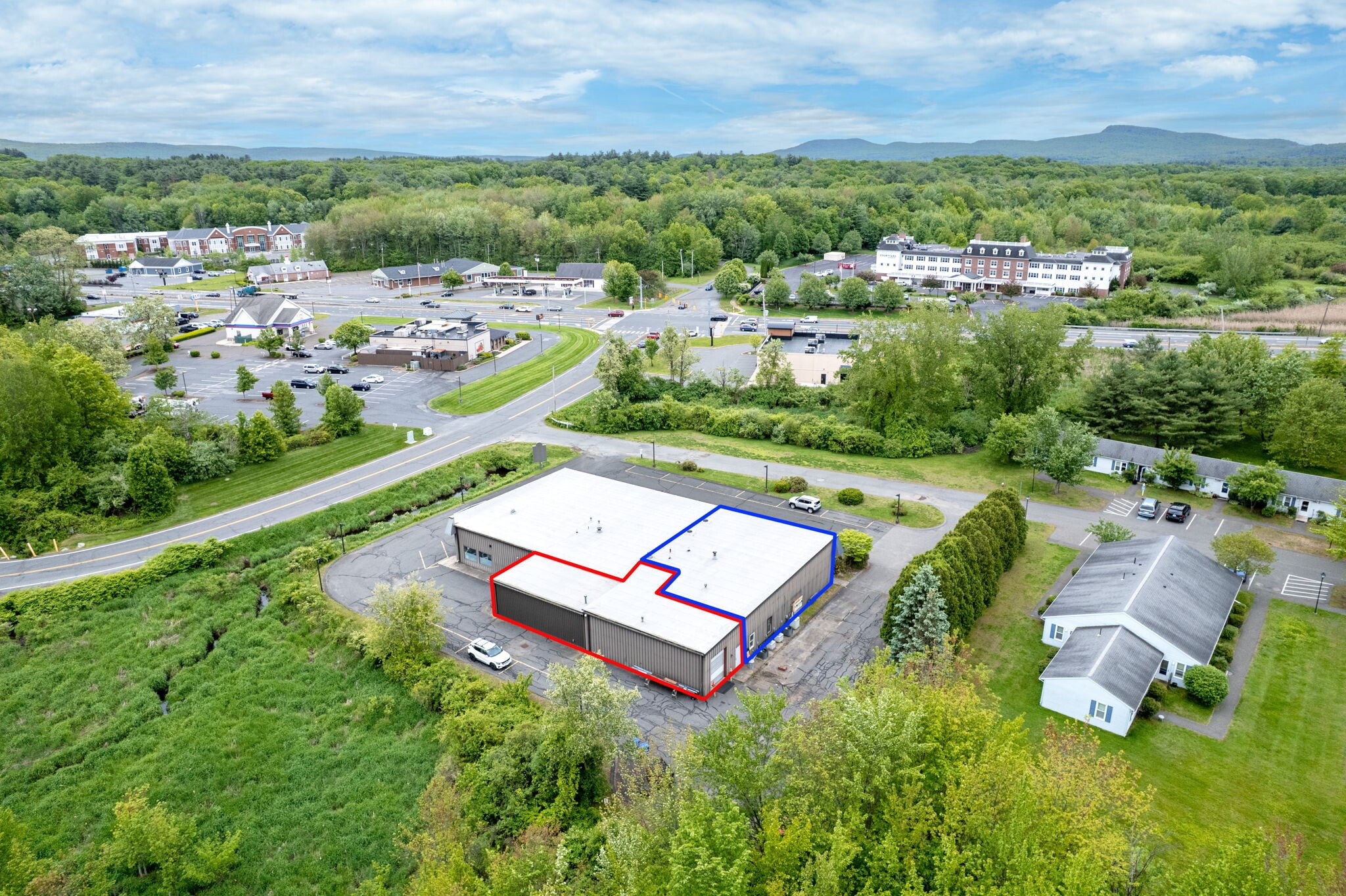 31 Campus Plaza Rd, Hadley, MA to rent Aerial- Image 1 of 5