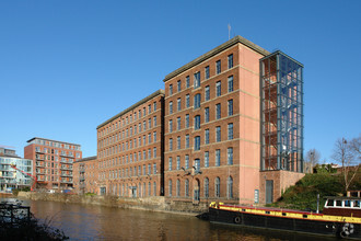 80 East St, Leeds for sale Primary Photo- Image 1 of 1