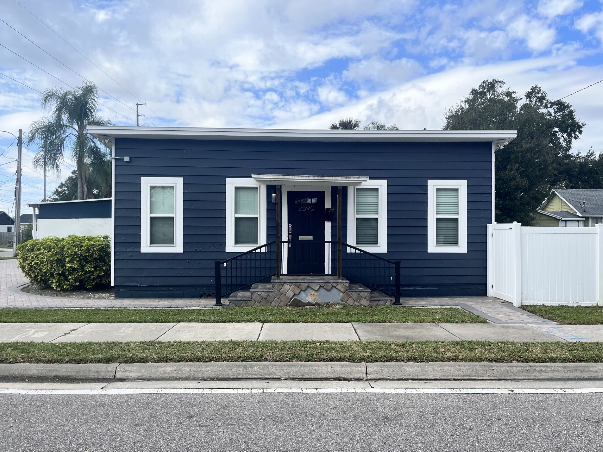 2590 S Bumby Ave, Orlando, FL for sale Primary Photo- Image 1 of 1