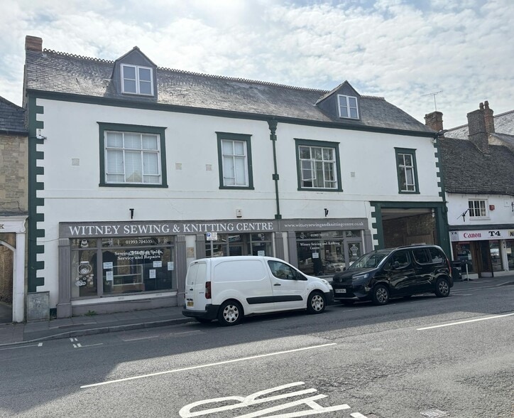 52 High St, Witney to rent - Building Photo - Image 1 of 1