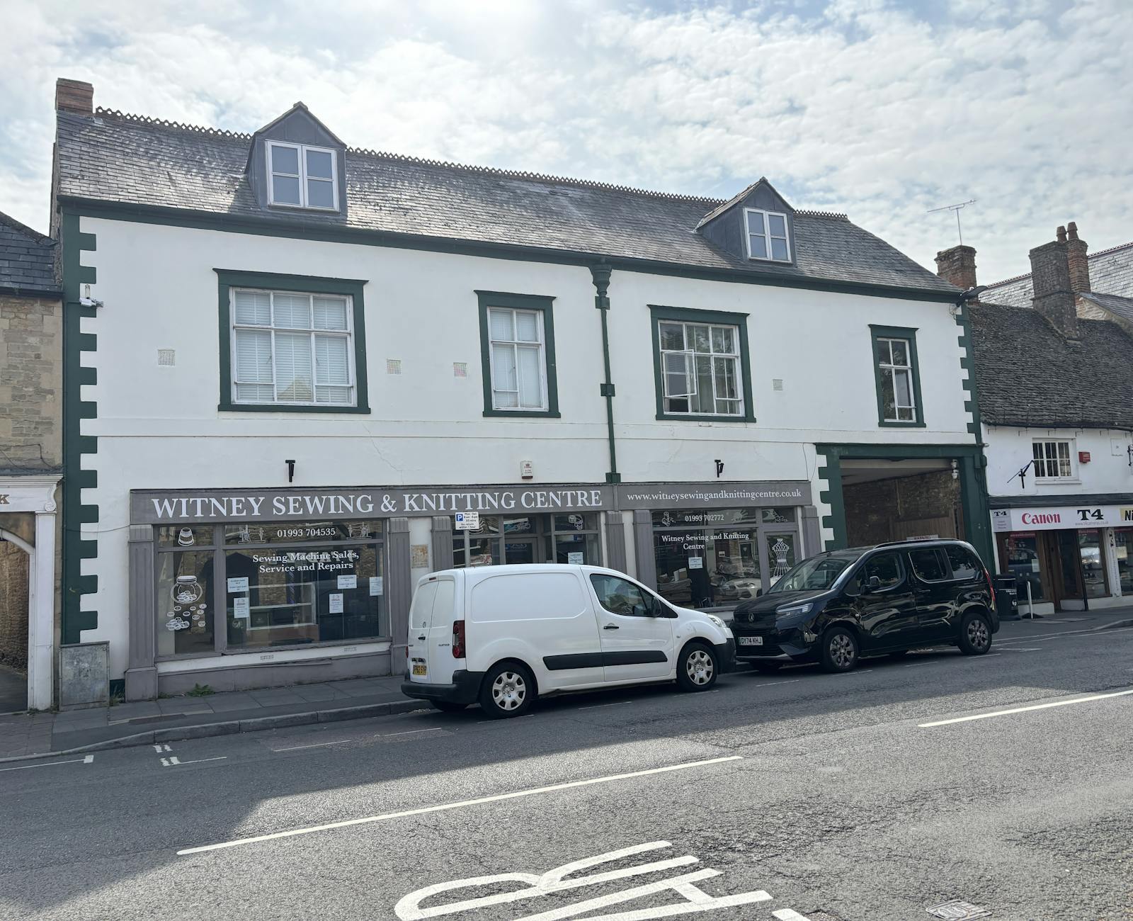 52 High St, Witney to rent Building Photo- Image 1 of 2