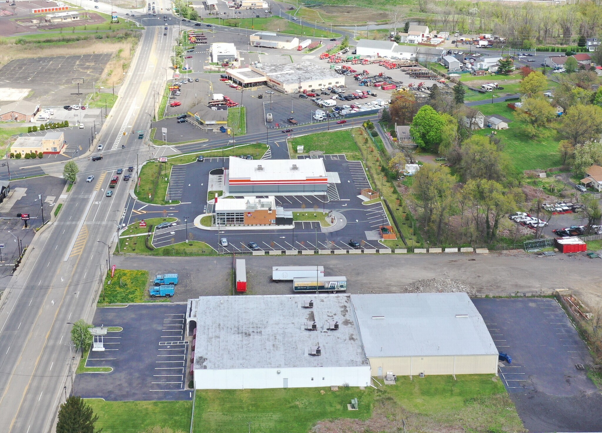 Ford Rd, Bristol 19007 Veterans Highway & Ford Rd
