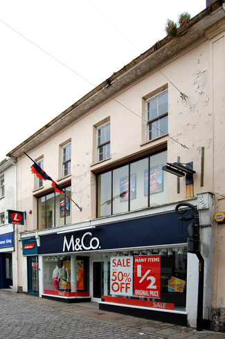 More details for 32-32a Market Pl, Penzance - Retail for Rent