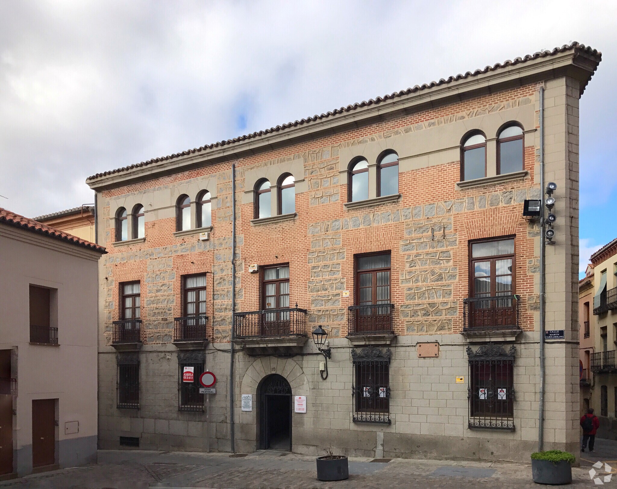 Calle Martin Carramolinos, 10, Ávila, Ávila to rent Primary Photo- Image 1 of 3