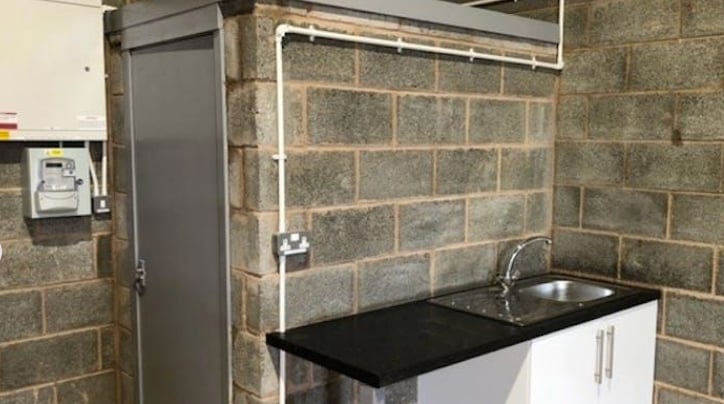 1 Dovedale St, Manchester to rent - Interior Photo - Image 2 of 3