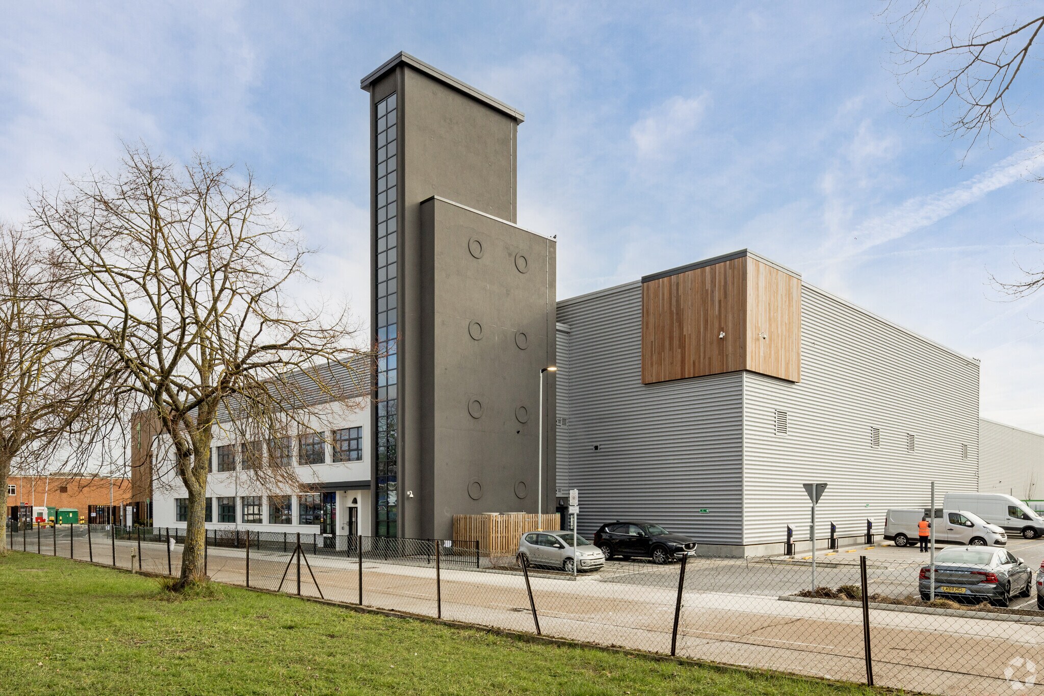 Cray Av, Orpington for sale Primary Photo- Image 1 of 1