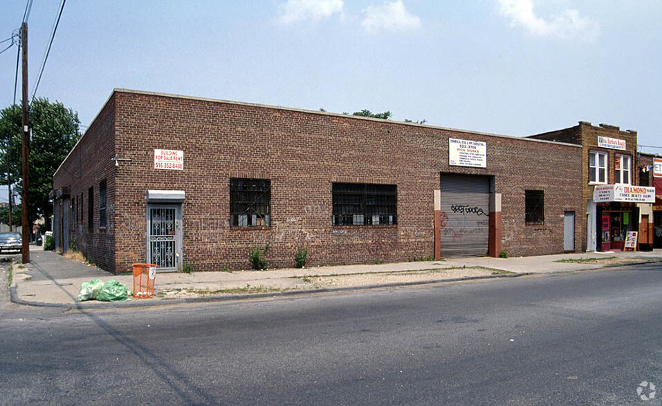 106-03 Sutphin Blvd, Jamaica, NY for sale - Primary Photo - Image 1 of 1