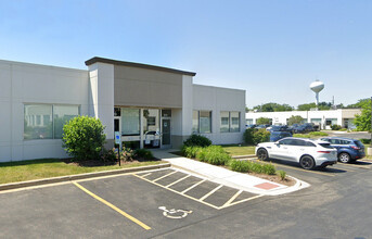 22285-200 Pepper Rd, Lake Barrington, IL for rent Building Photo- Image 1 of 4