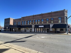 201 N Jackson St, Frankfort, IN for sale Primary Photo- Image 1 of 1