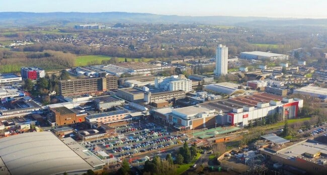 More details for 2-4 Monmouth Walk, Cwmbran - Office, Retail to Rent