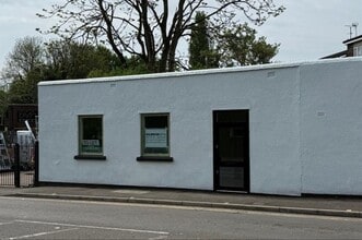 128 Aldersley Rd, Wolverhampton to rent Building Photo- Image 1 of 2