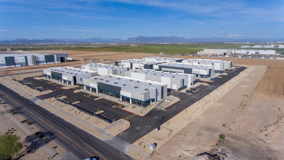 8029 E Pecos Rd, Mesa, AZ to rent - Building Photo - Image 3 of 10