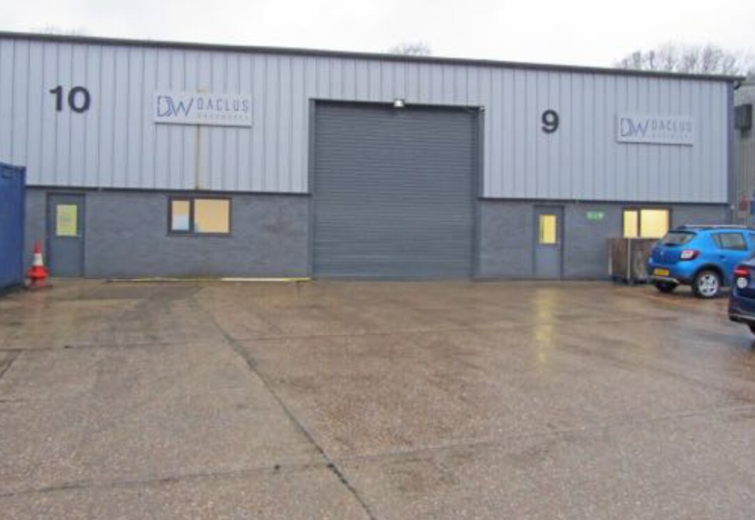 East Grinstead Rd, Uckfield to rent Primary Photo- Image 1 of 2