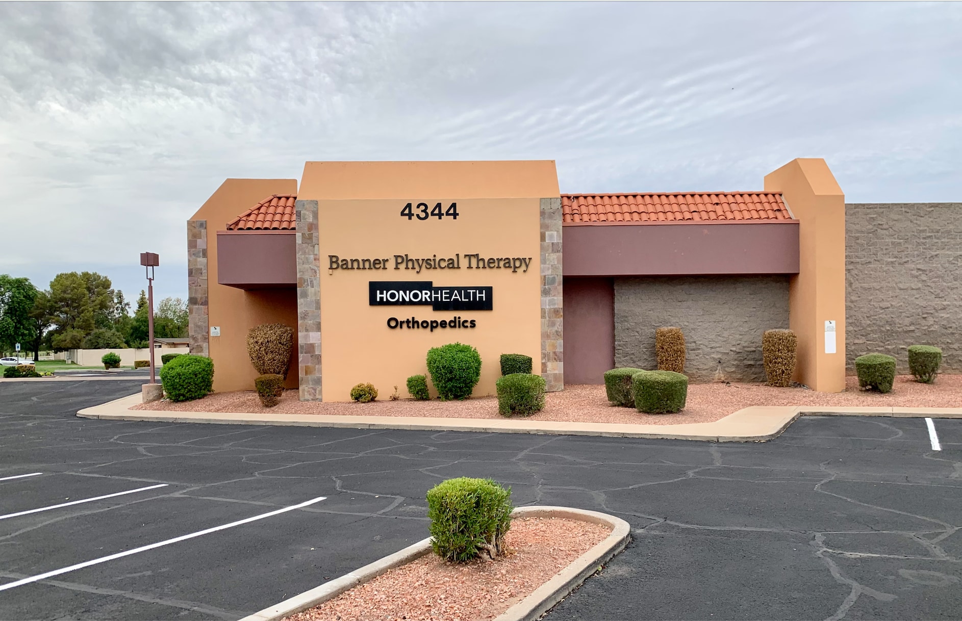 4344 W Bell Rd, Glendale, AZ to rent Building Photo- Image 1 of 5