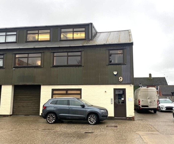 Reading Rd, Reading to rent - Building Photo - Image 3 of 8