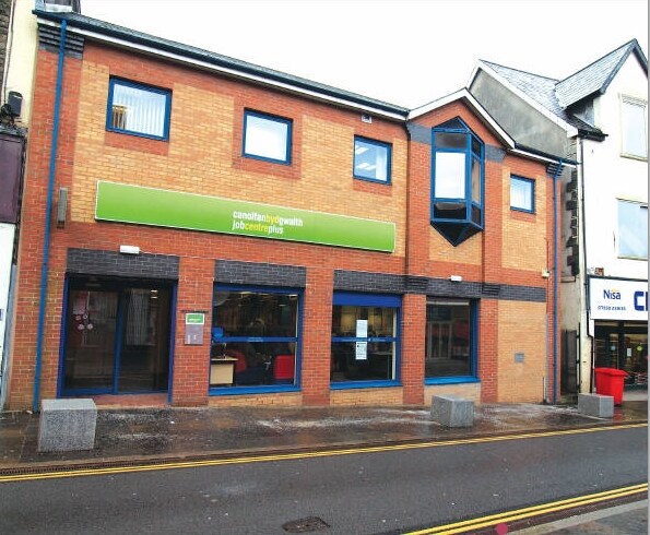 44-46 High St, Bargoed for sale Primary Photo- Image 1 of 1