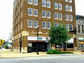 21-23 Public Sq, Shelbyville, IN for sale Building Photo- Image 1 of 1