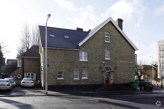 73 Park Ln, Croydon for rent Primary Photo- Image 1 of 4