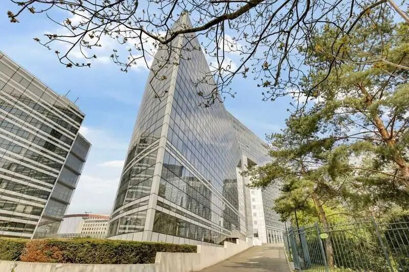 Office in Puteaux to rent - Building Photo - Image 2 of 40