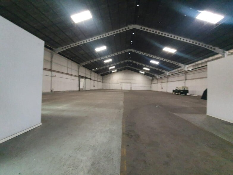 Calle la Red Dos, Alcalá de Guadaíra, Sevilla to rent - Building Photo - Image 3 of 10