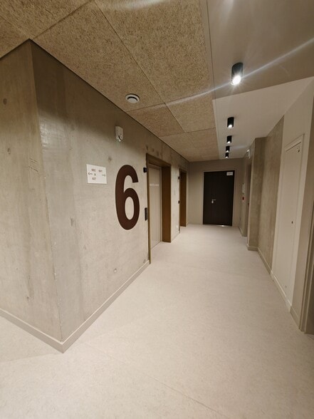 165 Avenue De Verdun, Ivry-sur-Seine to rent - Other - Image 2 of 6