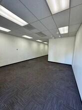 2431 N Tustin Ave, Santa Ana, CA to rent Building Photo- Image 2 of 10