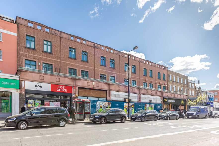 112-124 Camden High St, London for rent - Building Photo - Image 2 of 3