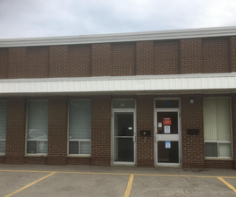 2480 Cawthra Rd, Mississauga, ON for rent Building Photo- Image 2 of 3