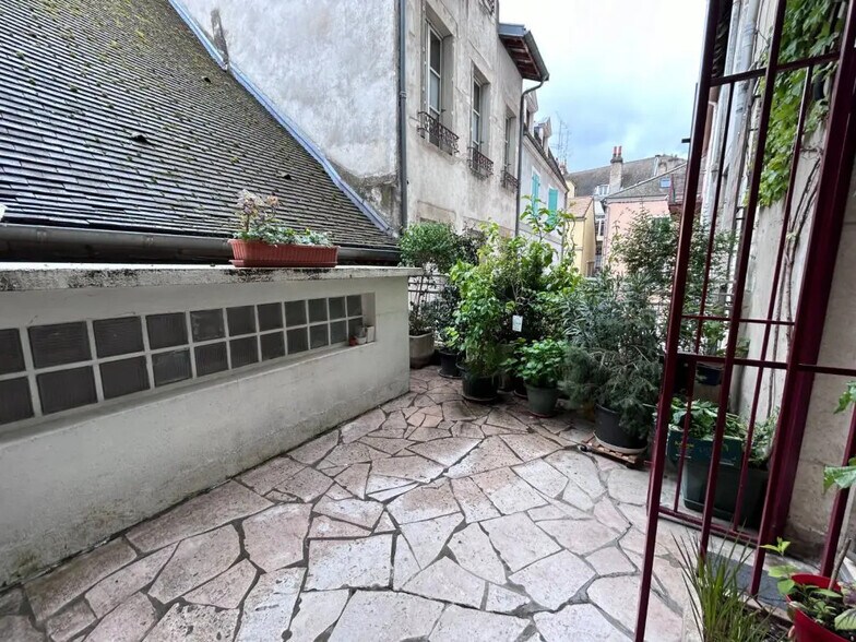 Retail in Chalon-sur-Saône for sale - Building Photo - Image 2 of 7