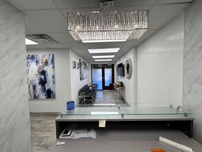 1940 E Thunderbird Rd, Phoenix, AZ to rent Building Photo- Image 1 of 12