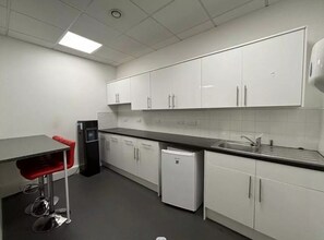 Southampton Rd, Portsmouth to rent Interior Photo- Image 2 of 2