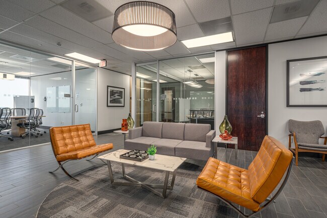 More details for 12 Greenway Plz, Houston, TX - Co-working to Rent