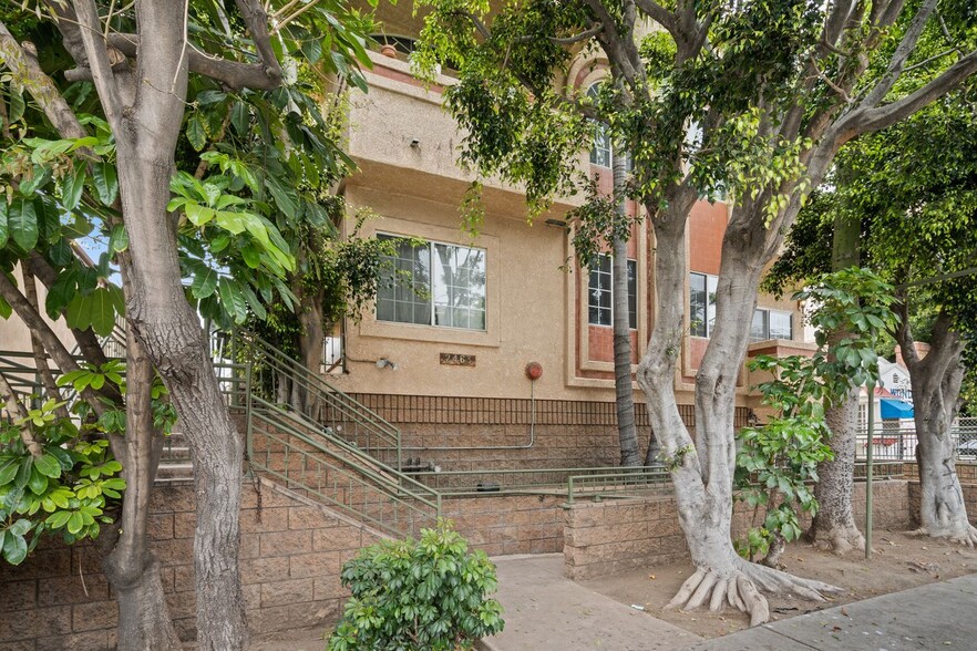 2463 Sawtelle Blvd, Los Angeles, CA for sale - Building Photo - Image 1 of 1