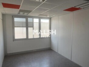 Office in Chassieu to rent Interior Photo- Image 2 of 11