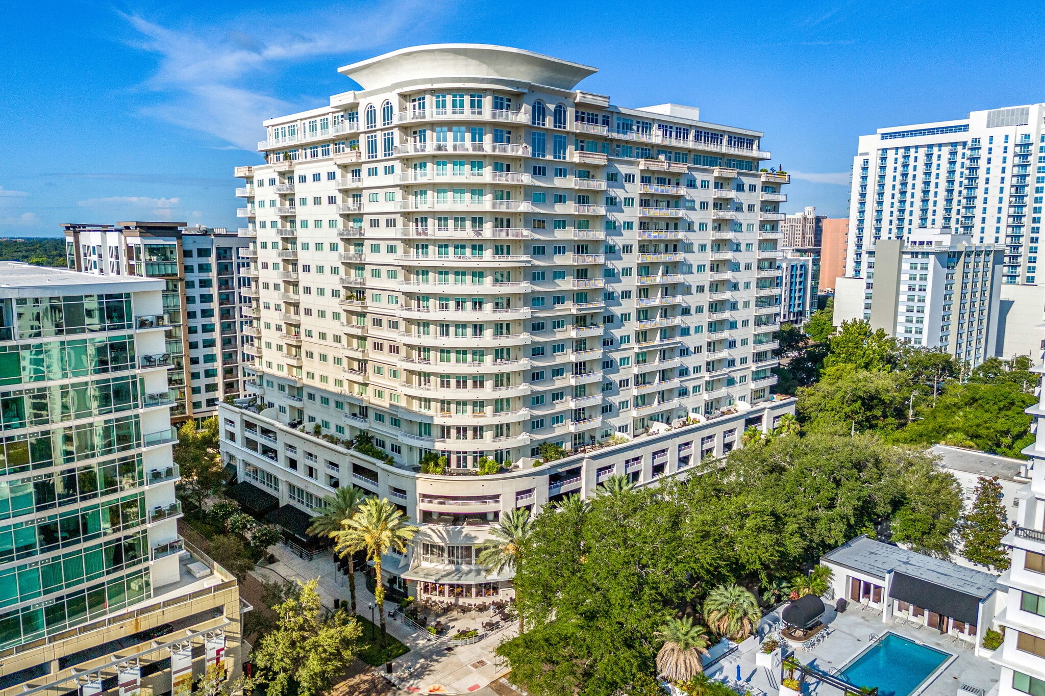 100 S Eola Dr, Orlando, FL to rent Primary Photo- Image 1 of 47