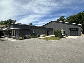 1952 W Houghton Lake Dr, Houghton Lake, MI for sale Building Photo- Image 1 of 9