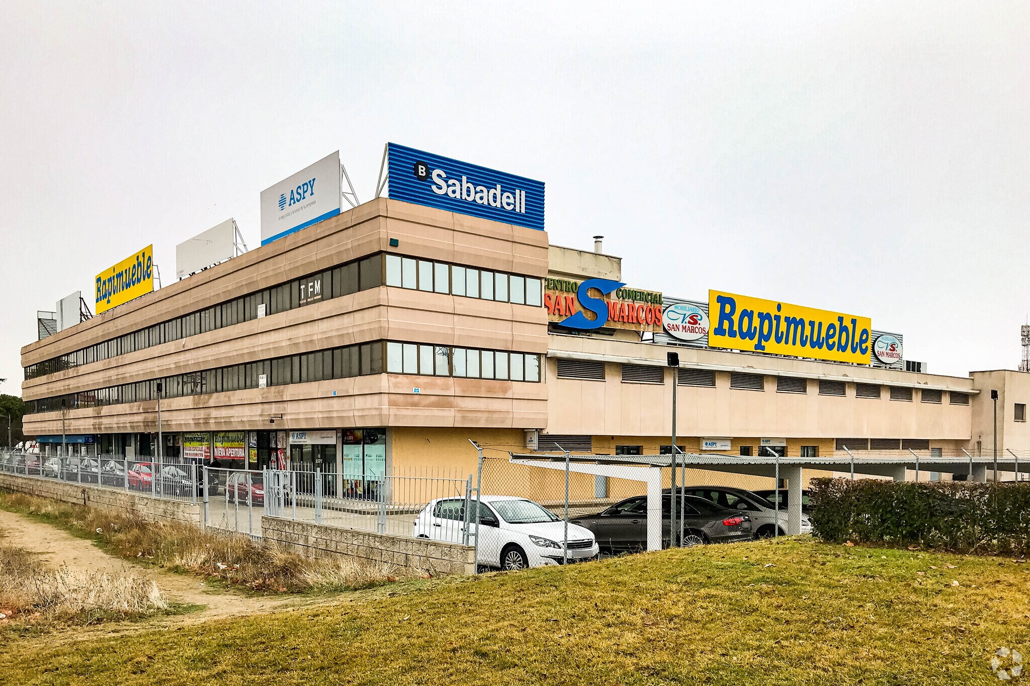 Paseo John Lennon, 12, Getafe, Madrid to rent Primary Photo- Image 1 of 8