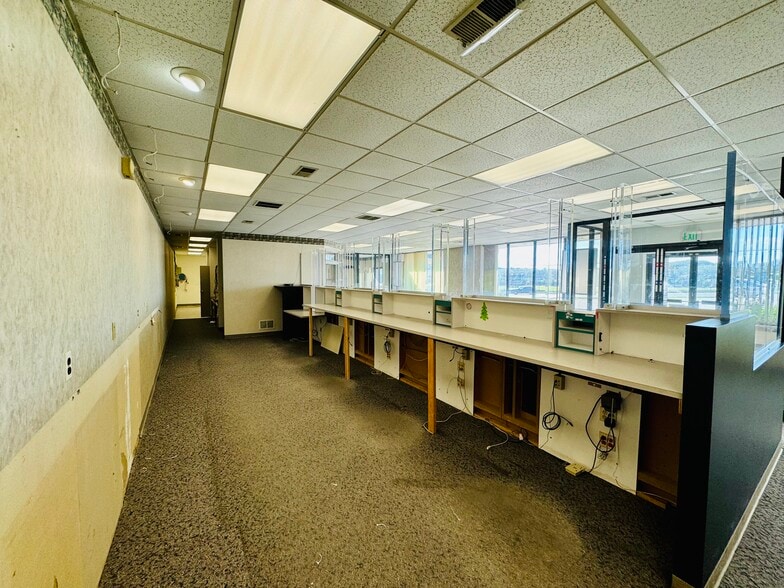 2165 York Rd, Timonium, MD to rent - Interior Photo - Image 3 of 10