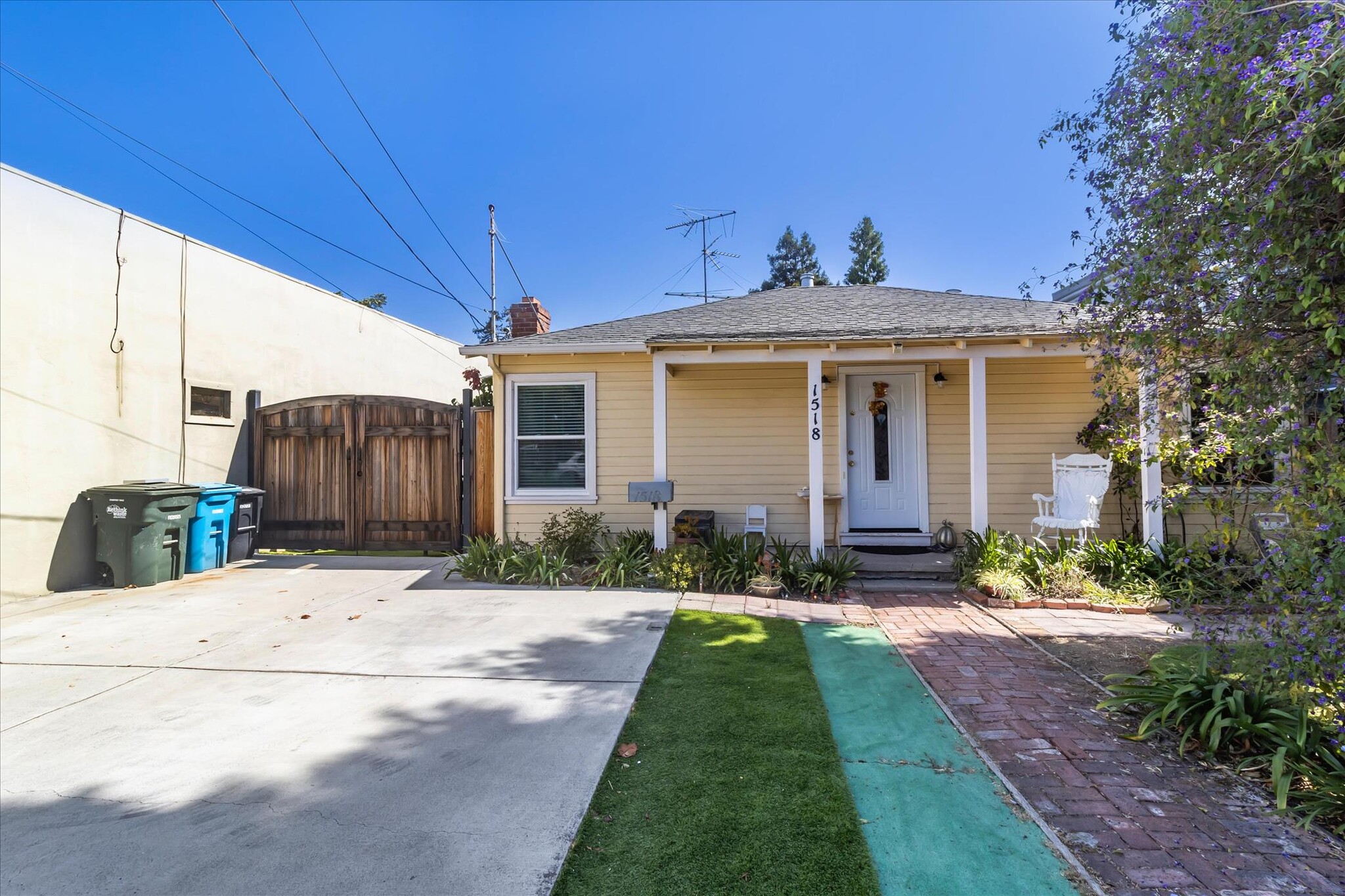 1518 Stafford St, Redwood City, CA for sale Primary Photo- Image 1 of 1