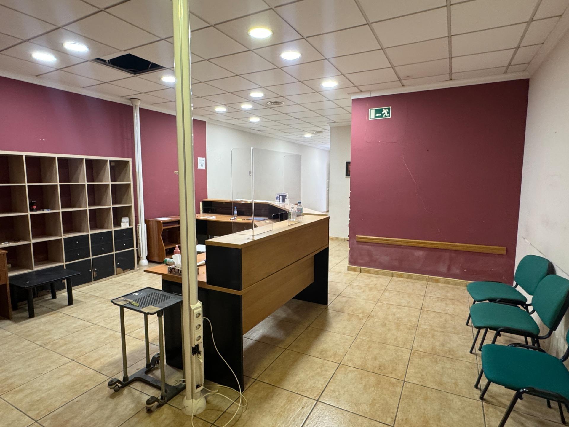 Retail in Algemesí to rent Building Photo- Image 1 of 15