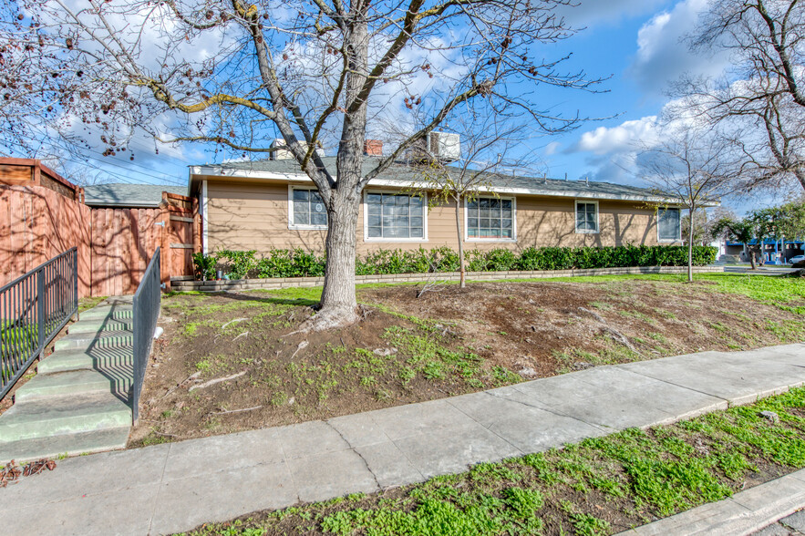 707 E Shields Ave, Fresno, CA for sale - Building Photo - Image 3 of 7