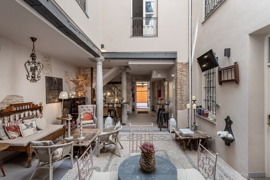 Calle Mirasol, 18, Granada, Granada for sale - Building Photo - Image 3 of 37