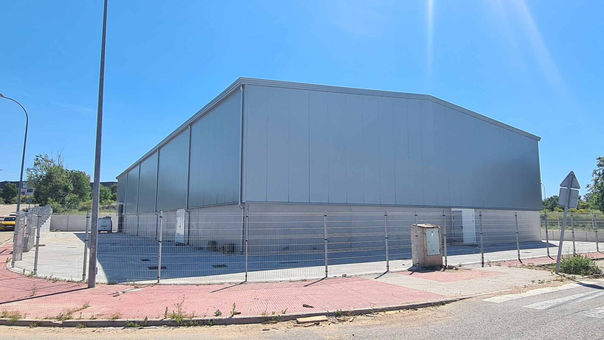 Industrial in Loeches, Madrid for sale Building Photo- Image 1 of 16